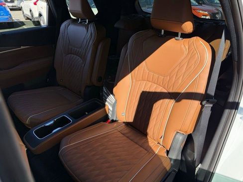New 2026 INFINITI QX60 Autograph w/ Dark Cargo Package image 17