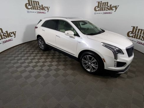 Certified 2024 Cadillac XT5 Premium Luxury w/ Technology Package AWD/4WD image 2