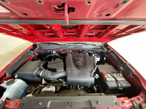 Certified 2022 Toyota Tacoma TRD Sport w/ Technology Package image 25