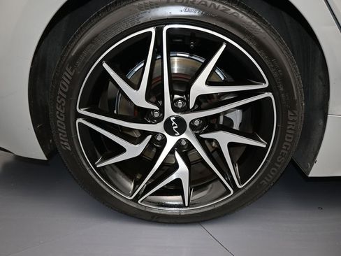 Used 2022 Kia Stinger GT-Line w/ Sun & Sound Package image 39