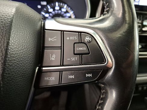 Certified 2020 Toyota Highlander Limited image 18