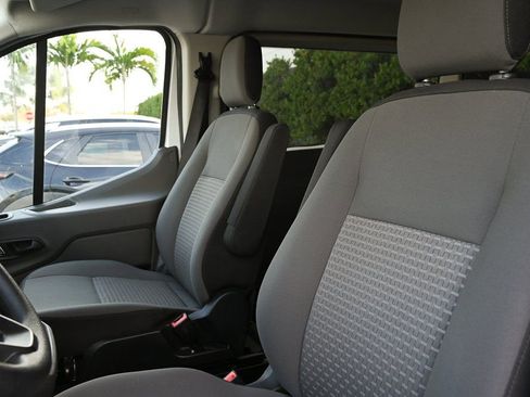 Used 2022 Ford Transit 350 XLT RWD image 13