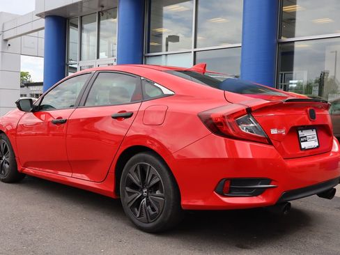Used 2016 Honda Civic EX-T image 3