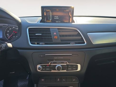 Used 2018 Audi Q3 2.0T Premium w/ Convenience Package image 10