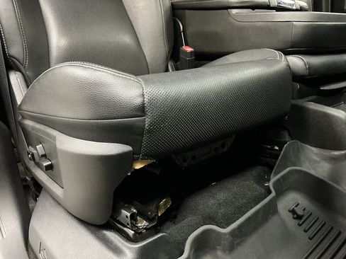 Used 2017 RAM 2500 Laramie AWD/4WD image 35