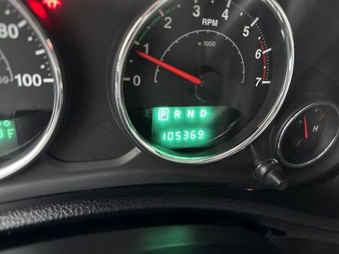 Used 2012 Jeep Wrangler Unlimited Sahara w/ Connectivity Group image 20