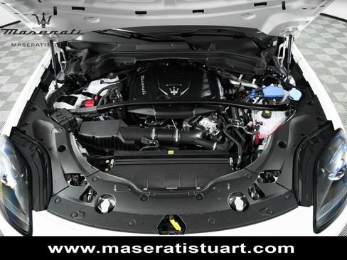 New 2025 Maserati Grecale Modena image 49