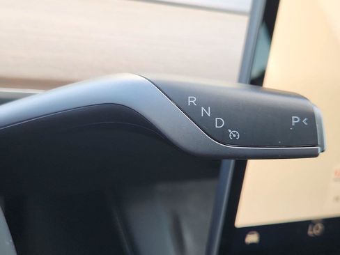 Used 2023 Tesla Model 3 Standard Range RWD image 16
