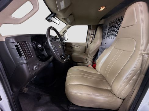 Used 2021 Chevrolet Express 3500 w/ Driver Convenience Package image 20