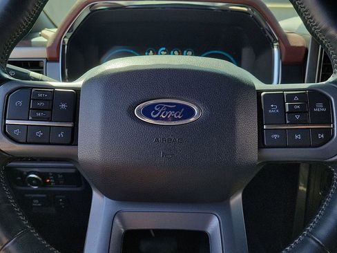 Used 2022 Ford F150 Lariat image 24