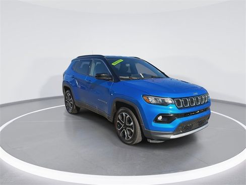 Used 2024 Jeep Compass Limited image 2