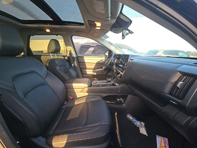 Certified 2025 Nissan Pathfinder SL w/ SL Premium Package AWD/4WD image 5