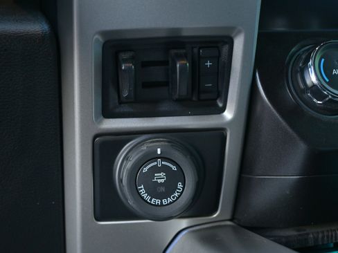 Used 2020 Ford F250 Lariat image 36