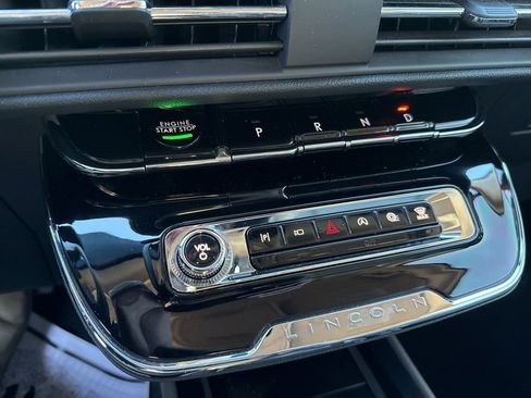 Certified 2023 Lincoln Corsair Reserve image 37