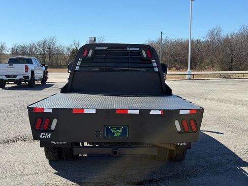Used 2022 Ford F350 XL w/ Power Equipment Group image 6