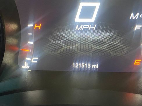 Used 2017 Dodge Charger SXT w/ Blacktop Package RWD image 21