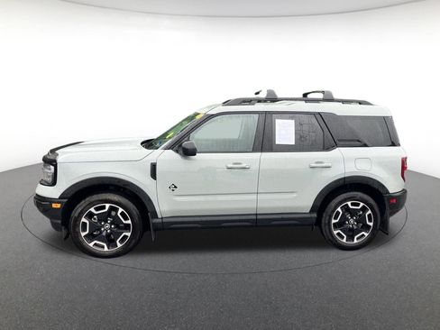 Used 2023 Ford Bronco Sport Outer Banks w/ Tech Package AWD/4WD image 4