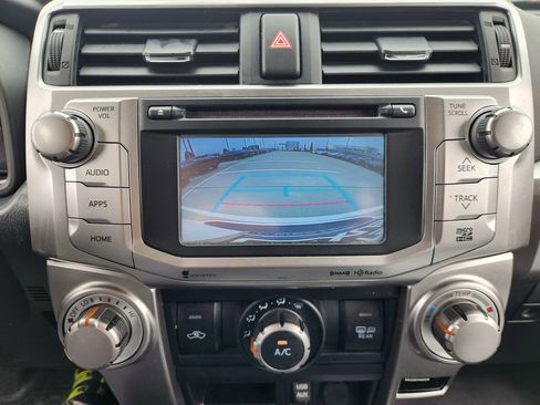 Used 2019 Toyota 4Runner SR5 Premium AWD/4WD image 17