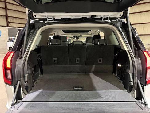 Used 2025 Ford Expedition Active AWD/4WD image 20