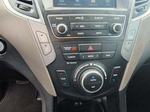 Used 2018 Hyundai Santa Fe Sport w/ 2.4L Value Package 02 AWD/4WD image 19