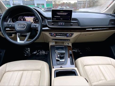 Used 2018 Audi Q5 2.0T Premium Plus w/ Premium Plus Package image 14
