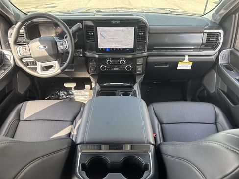 New 2026 Ford F250 Lariat w/ Black Appearance Package AWD/4WD image 16