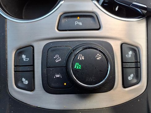 Used 2023 GMC Terrain Denali image 24