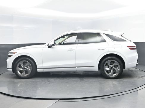 New 2026 Genesis GV70 2.5T Select image 3