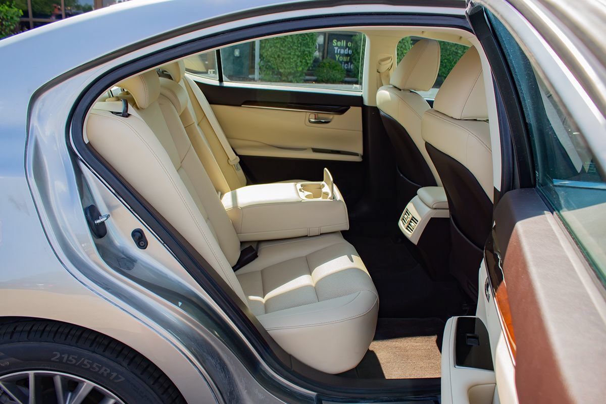 Used 2018 Lexus ES 350 w/ Luxury Package w/ Premier Package FWD image 18