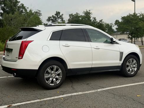 Used 2016 Cadillac SRX Luxury w/ Driver Awareness Package AWD/4WD image 5