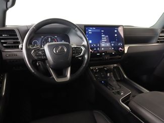 Used 2025 Lexus GX 550 w/ Accessory Package (Z1) video 2