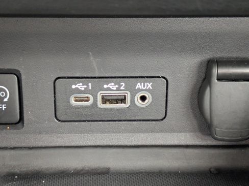 Used 2024 Nissan Sentra SV image 30