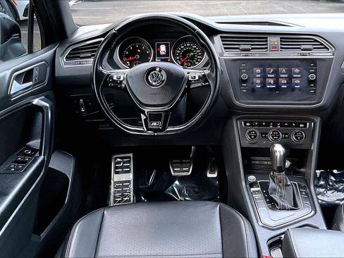 Used 2021 Volkswagen Tiguan SE R-Line image 5