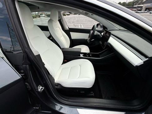 Used 2020 Tesla Model 3 Long Range image 12