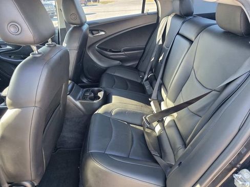 Used 2018 Chevrolet Volt Premier w/ Driver Confidence Package image 7