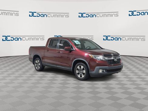 Used 2017 Honda Ridgeline RTL image 2