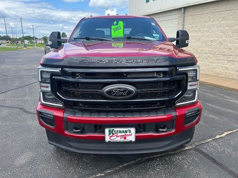 Used 2022 Ford F250 Lariat w/ Black Appearance Package AWD/4WD image 3