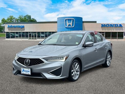 Used 2021 Acura ILX image 2