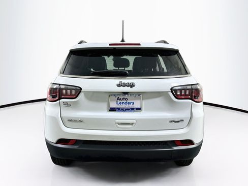 Used 2022 Jeep Compass Latitude w/ Convenience Group AWD/4WD image 6