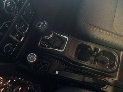 Used 2025 Jeep Wrangler Sport S image 45