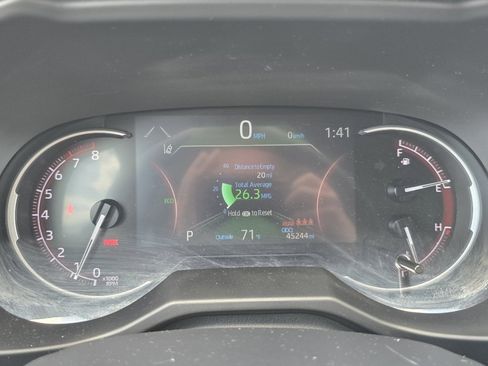 Certified 2023 Toyota RAV4 LE FWD image 24