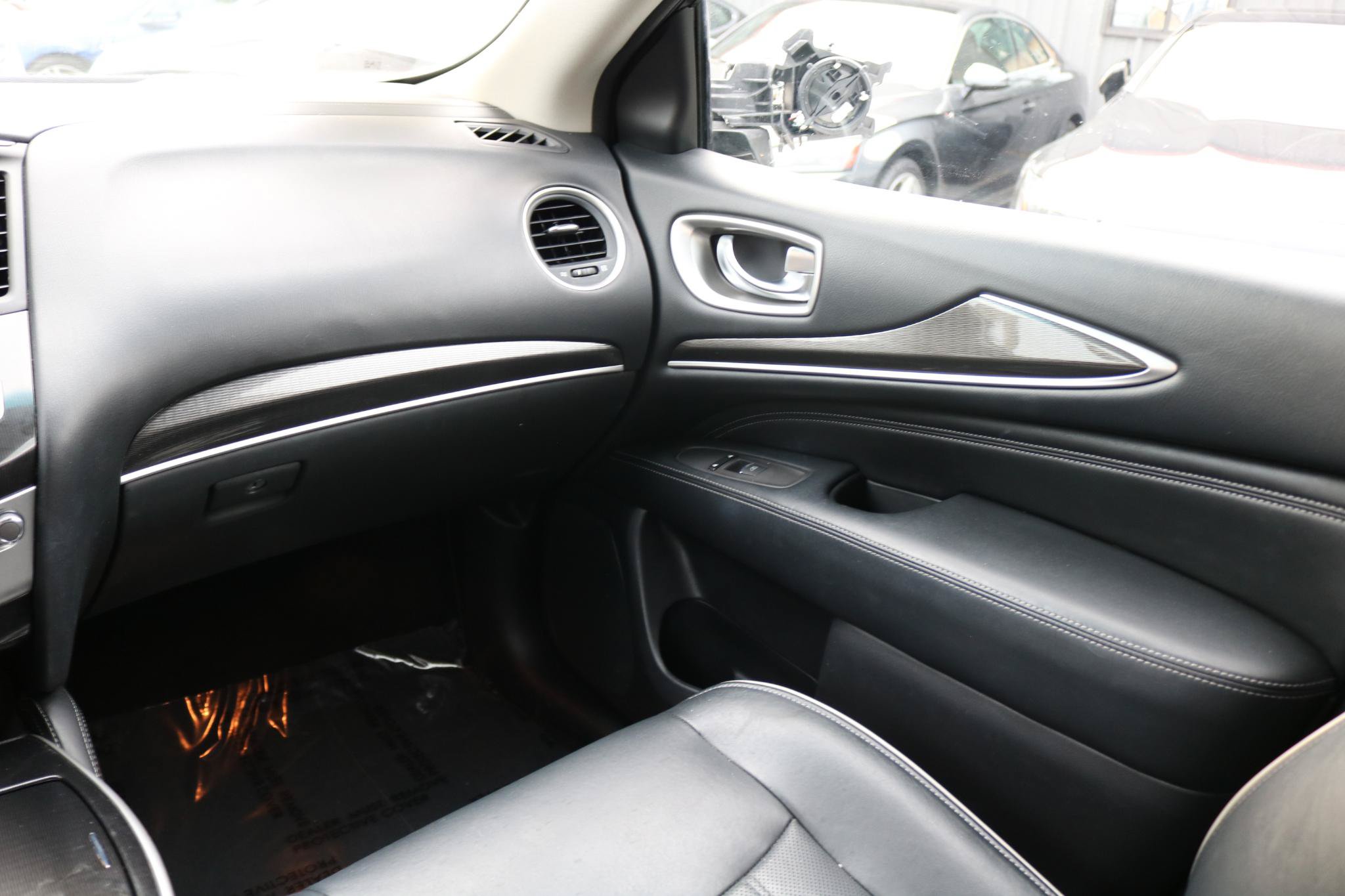 Used 2016 INFINITI QX60 Luxe AWD/4WD image 35