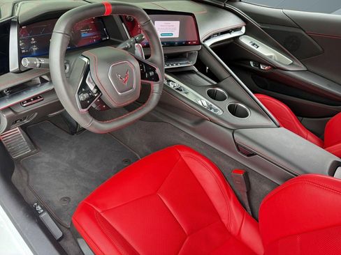 Used 2026 Chevrolet Corvette Stingray Coupe w/ 1LT RWD image 4