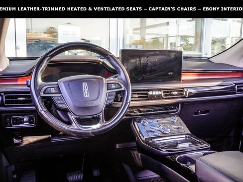 Used 2023 Lincoln Nautilus Reserve image 5