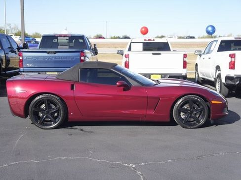 Used 2007 Chevrolet Corvette Convertible w/ Preferred Equipment Group image 5