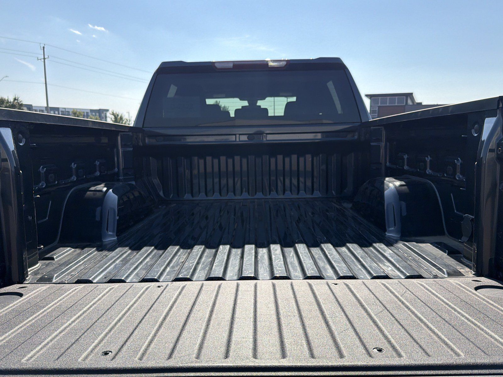 Used 2021 Chevrolet Silverado 1500 Custom w/ Safety Confidence Package AWD/4WD image 18
