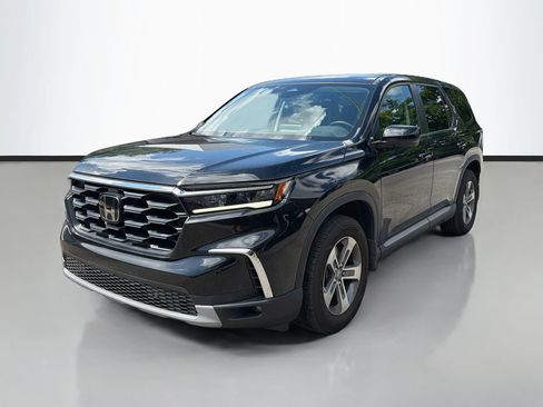 Used 2024 Honda Pilot EX-L image 3