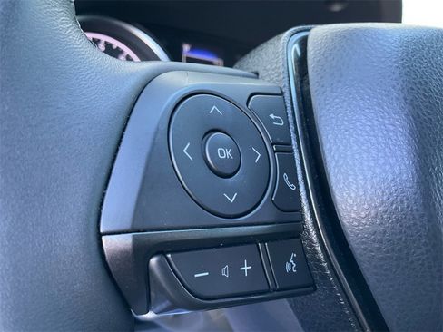 Used 2024 Toyota Camry SE image 34