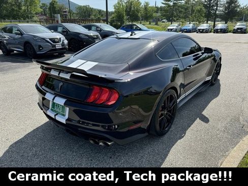 Used 2022 Ford Mustang Shelby GT500 w/ Technology Package image 19