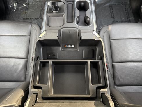 Used 2023 Chevrolet Silverado 1500 LTZ image 28